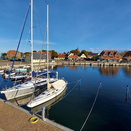 Ferienwohnung Hafenblick Wiek auf Ruegen Ngoại thất bức ảnh